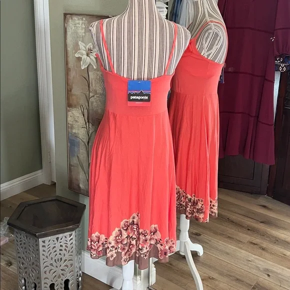 NWT. Patagonia, size M, Kamala Strapless Coral Dress - Picture 10 of 10
